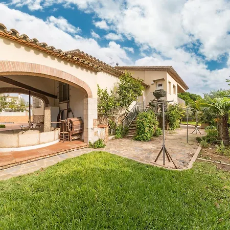 Family-friendly In Costa Brava Villa *